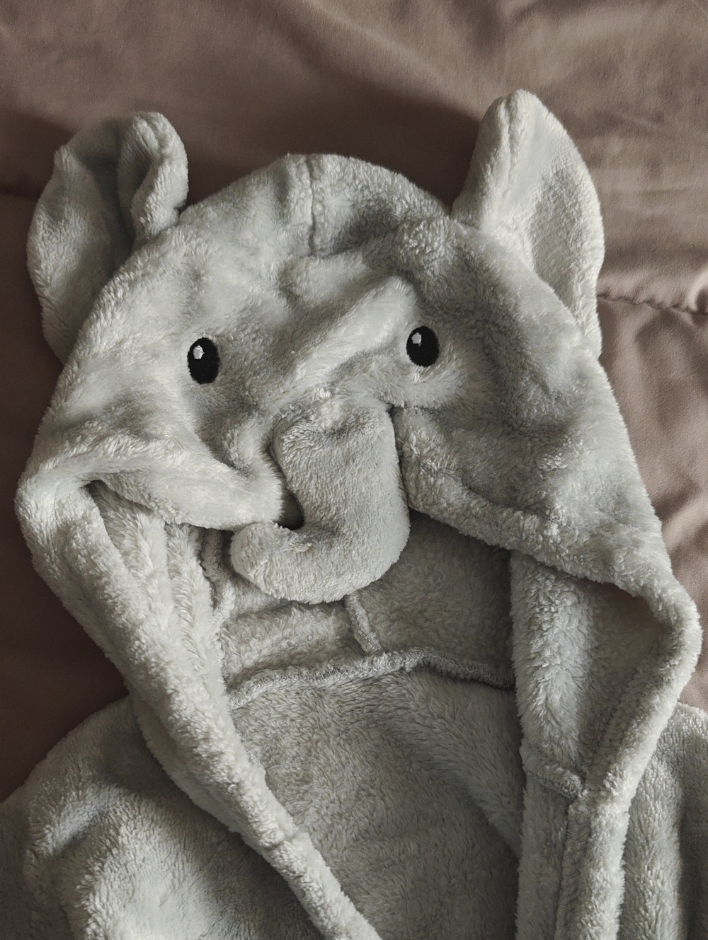 Elephant Baby Bath Robe - Picture 2 of 4